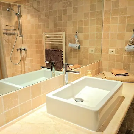 Apartment Citilet 4 Duplex, Funky With Large Terrace *