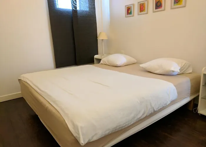 Citilet 4 Duplex, Funky With Large Terrace