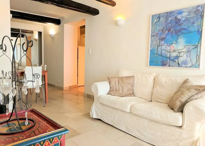 Citilet 4 Duplex, Funky With Large Terrace *