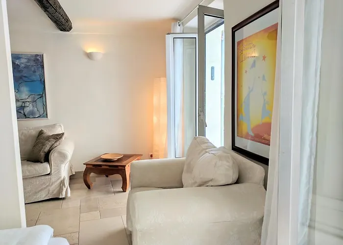 Daire Citilet 4 Duplex, Funky With Large Terrace
